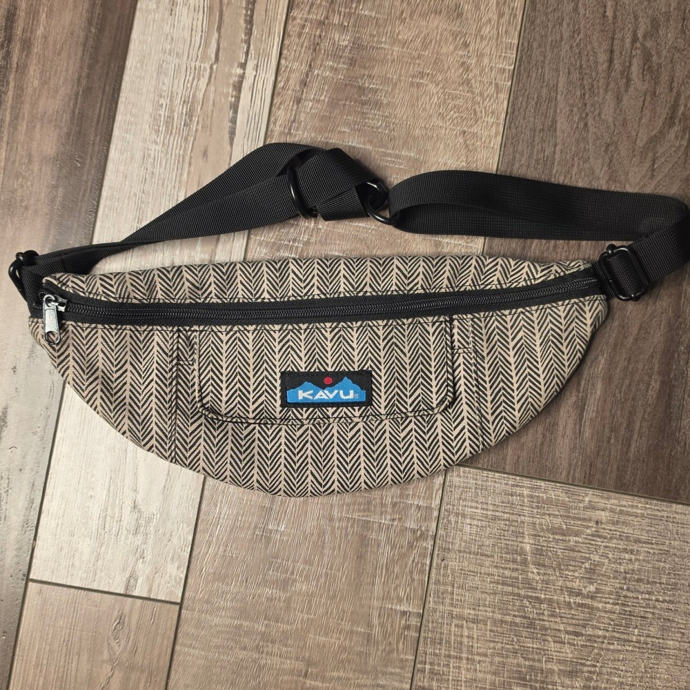 KAVU Spectator Belt Bag Unisex OS Tan Black Herringbone Excellent Waist Pack